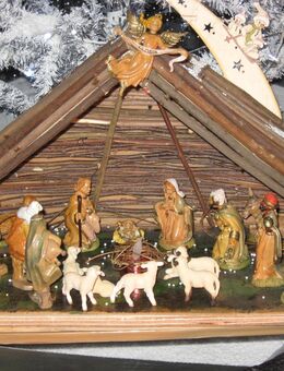 Künstlicher Weihnachtsbaum mit Grippe - Erlangen