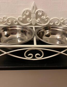 FUTTERSTATION KATZE/HUND - Hagen (Teutoburger Wald)