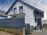 Eleganz durch Sanierung: Einladendes freistehendes Haus mit zeitlosem Charme - Spiesen-Elversberg