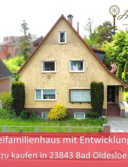 Großes Zweifamilienhaus mit Entwicklungspotenzial - zu kaufen in 23843 Bad Oldesloe - - Bad Oldesloe
