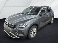 VW T-Roc, 1.0 TSI Life Dig, Jahr 2024 - Lehrte