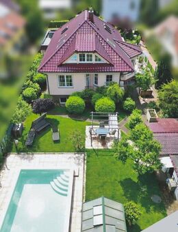 Wohnen und Arbeiten in stilvoller Villa mit Pool und Sauna vor den Toren Berlins - Teltow