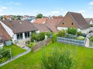 Zweifamilienhaus mit Ausbaureserve und großem, ruhigen Garten - Walzbachtal