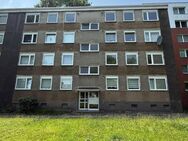 Sanierte, großzügig geschnittene 4 Zimmer Wohnung mit Balkon - Essen