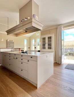 LUXUS-WOHNTRAUM - Design, Raum & Energie in einer Villa - Neu-Anspach! - Neu Anspach