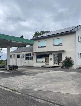 Ehemalige Tankstelle samt Wohnhaus und geräumiger Werkstatt - Talling