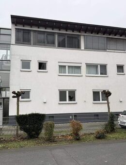 leere 4-Zi Maisonettewohnung in Biebesheim - Biebesheim (Rhein)
