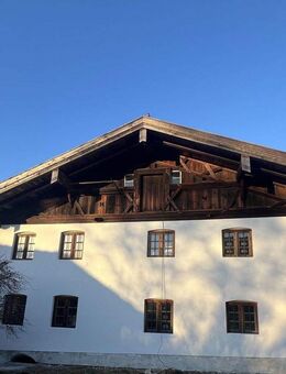 Denkmalgeschütztes Einfamilienhaus - Erstbezug nach Kernsanierung - Vogtareuth