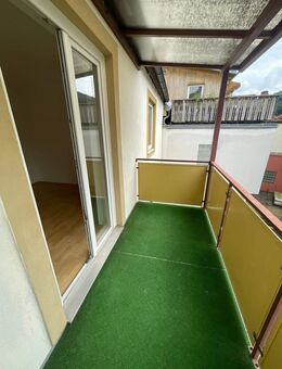 Schöne helle 3 Zimmerwohnung mit Balkon zu vermieten - Bad Brückenau