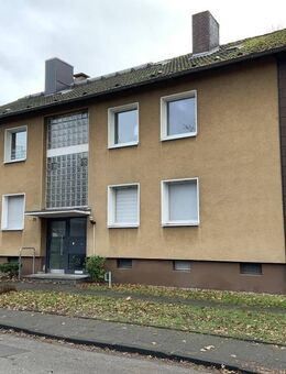 Demnächst frei! Renovierte 3-Zimmer-Wohnung mit Balkon und Duschbad - Duisburg