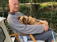 Attraktiver sportlicher Mann sucht Gegenstück - Idstein