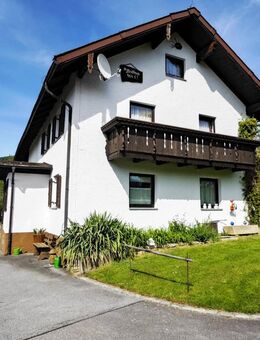 Wohnhaus mit Stadel und Dopplegarage und mehreren Bauplätzen in bester Lage von Bodenmais - insgesamt ca. 5.000 m² Mit Fernblick!!! - Bodenmais