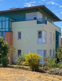 Attraktive 2-Raum-Eigentumswohnung mit Terrasse und Gartenanteil in Radebeul - Radebeul