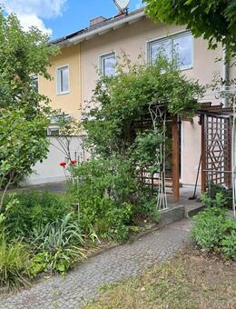 Super gemütliche Doppelhaushälfte mit tollem Garten - Wohnen in Bestlage im Nürnberger Süden - Nürnberg
