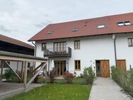 Moderne 4-Zi.- Obergeschosswohnung mit Balkon - Kumhausen