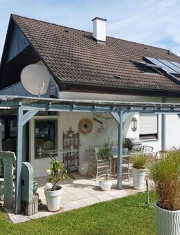 Schönes 2-Familienhaus - überdachte Terrasse - Garten - Wintergarten - Sauna - Doppelgarage - Erdmannhausen