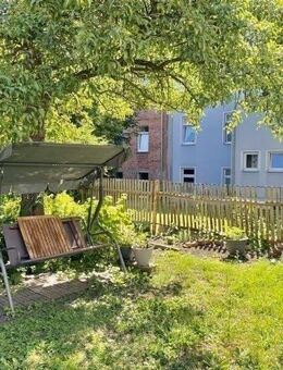 Einziehen und Durchatmen: Sanierte Erdgeschosswohnung mit privatem Gartenglück - Erfurt