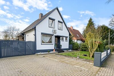 Charmantes Einfamilienhaus in idyllischer Lage - Modernisiert, gemütlich & bestens angebunden!