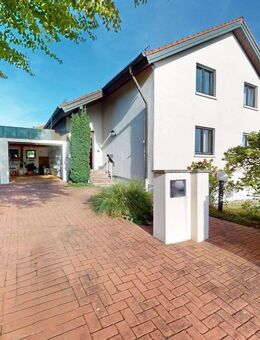 Repräsentatives Architektenhaus mit großzügigem Wohnkonzept & Südostgarten in Marxzell-Burbach - Marxzell