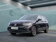 VW Tiguan, 2.0 TDI LIFE PRIVACY, Jahr 2022 - München