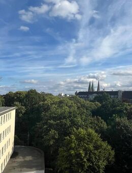 Altstadt | Blick über Bremen! Gepflegte, möblierte Wohnung in zentraler Lage bietet neues Zuhause! - Bremen