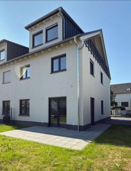 Energieeffizente Neubau Doppelhaushälfte in Nidderau-Windecken - Nidderau