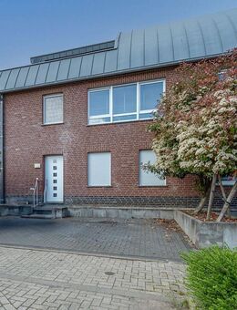 Moderne, geräumige Etagenwohnung mit Balkon in Selfkant - Süsterseel! - Selfkant