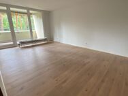 Helle 2,5-Zimmer-Wohnung mit Balkon in ruhiger Lage von Erlangen - Erlangen