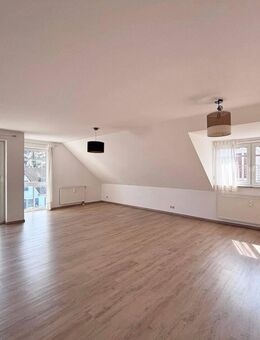 Zentrale Dachgeschoss-Maisonettewohnung mit Münsterblick - Überlingen