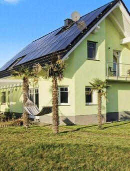 Modernes energieeffizientes Einfamilienhaus mit PV-Anlage u. Wärmepumpe in ruhiger Lage - Niedere Börde