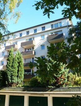 Renditestarkes MFH mit Gewerbeanteil in Norderstedt-Garstedt mit guter Anbindung an Hamburg zu verkaufen !! - Norderstedt