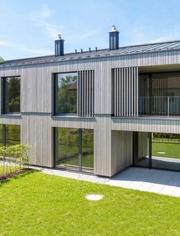 Bezugsbereiter Neubau: Nachhaltige Villen-Hälfte mit edler Design-Ausstattung - Seeshaupt