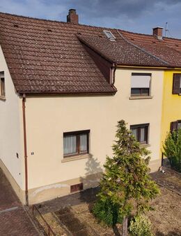 Individuelles Zuhause mit Charme - DHH inklusive Garten und Garage mit Sanierungspotential und möglichem, zusätzlichem Baugrundstück ! - Schwetzingen