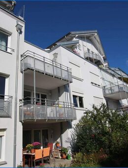 Schöne 2,5 Zi. Whg. mit Aufzug, überdachtem Balkon, Stellplatz und EBK, Bezugsfrei ! - Radolfzell (Bodensee)