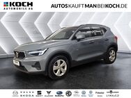 Volvo XC40, T2 Essential 2x, Jahr 2022 - Berlin