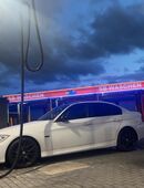 E90 320 i neu foliert!! in 40724