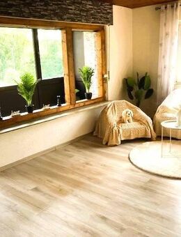 3,5 Zimmerwohnung mit Wintergarten und eigenem Garten mit Terrasse in Südseite! - Birenbach