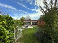 Exklusiver Bungalow in naturnaher Traumlage, großer Garten - teilsanierungsbed.! - Rheinstetten