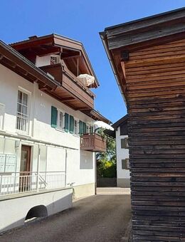 Investitionshighlight – kernsaniertes Wohn- und Geschäftshaus mit Nebengebäude - 5 Wohnungen, 2 Gewerbeeinheiten, 7 Parkplätze - Oberstdorf