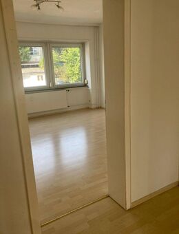 1,5 Zimmer Wohnung mit Balkon - Pforzheim