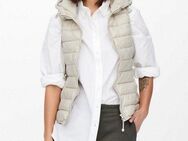 ONLY Steppweste ONLNEWTAHOE HOOD WAISTCOAT OTW NOOS