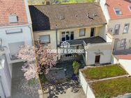 Reihenmittelhaus in Bruchsal - zentral gelegen mit viel Platz und Potenzial - Bruchsal