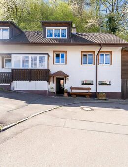 Freistehendes Einfamilienhaus mit großem Grundstück in Rheinfelden - Rheinfelden (Baden)