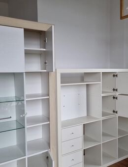 Regal 'Kallax' & Vitrine & Kommode, weißes Ensemble - Vaterstetten