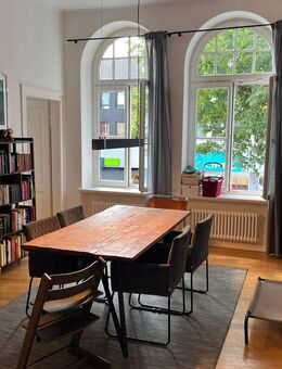 Wohnen im Herzen von Hennef! Stilvolle 3-Zimmer-Wohnung mit Wintergarten - Hennef (Sieg)