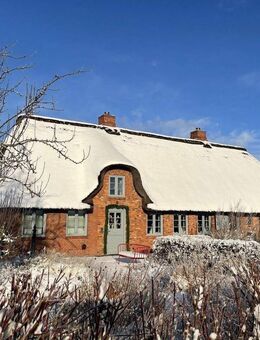 Reetdachaus von 1861 - kernsaniert mit Stil (Klasse A+), Erweiterung möglich - Almdorf