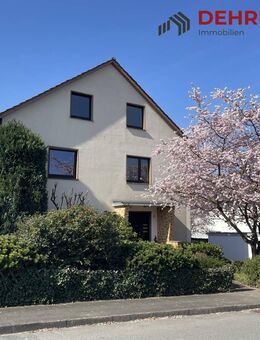 Ihr Wohntraum mit Weitblick - Charmantes 3-Familienhaus! - Detmold