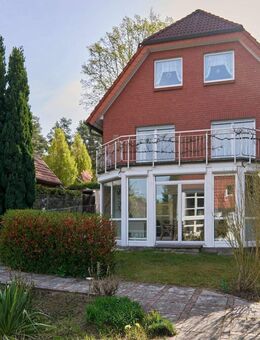 Villa am Waldrand, Kamin, 3 Bäder, 2 Küchen - Berlin