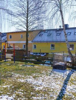 Vollvermietet! Großes Mehrfamilienhaus - 2008 saniert - mit Einfamilienhaus und guter Anbindung - Sankt Gangloff