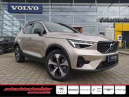 Volvo XC40, B3 B Plus Dark, Jahr 2024 - Beelitz